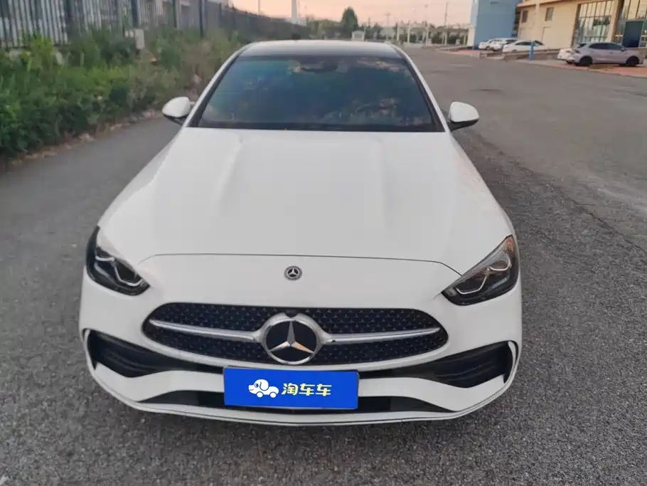 Mercedes-Benz C-Class — миниатюра 2