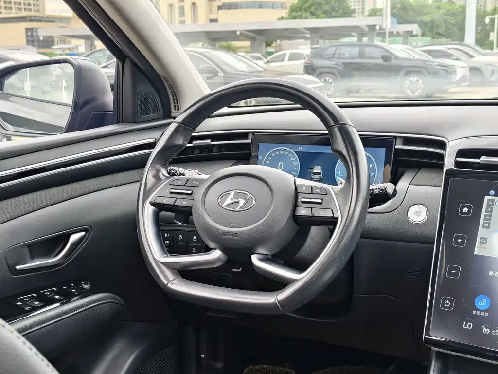 Hyundai Tucson — миниатюра 6