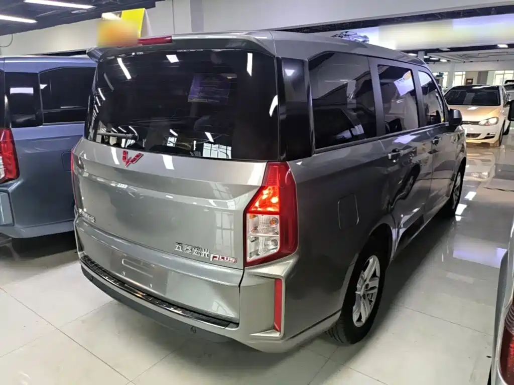 Wuling Hongguang PLUS — миниатюра 7