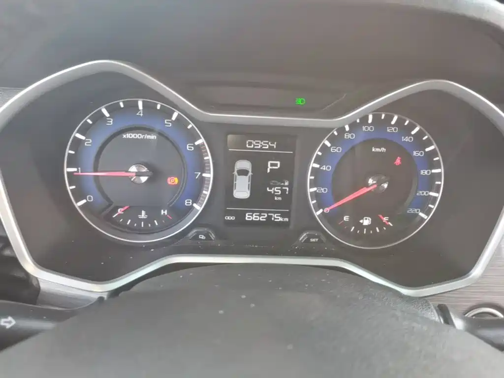 Geely Vision X3 — миниатюра 12