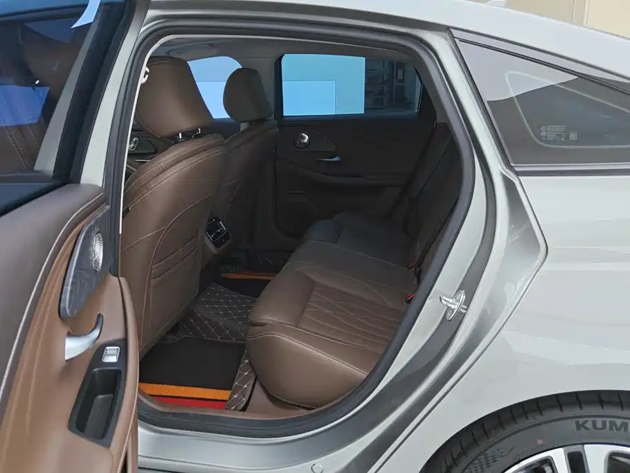 Chery Arrizo 8 — миниатюра 11