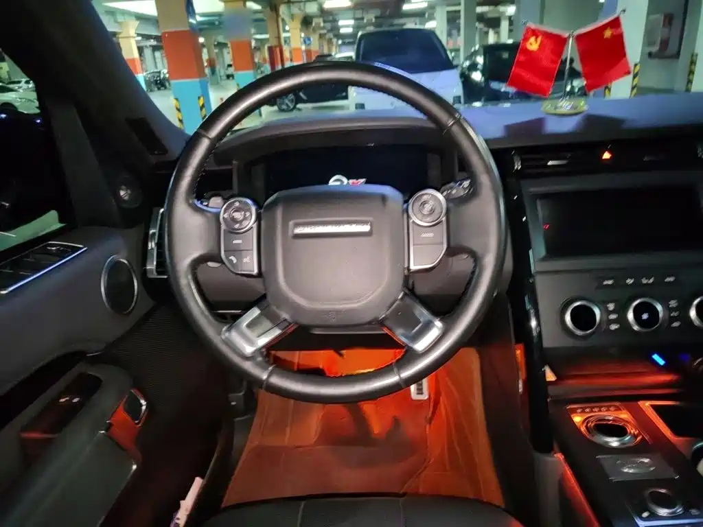 Land Rover Discovery — миниатюра 3
