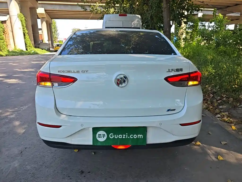 Buick Excelle — миниатюра 6