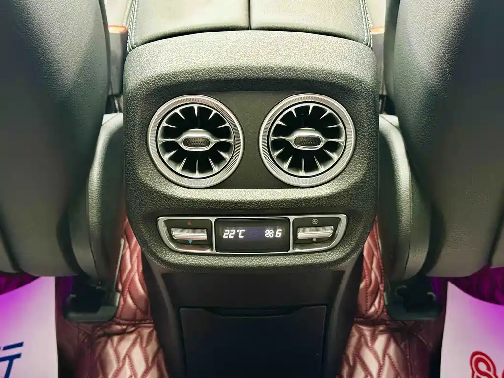 Mercedes-Benz G-Class — миниатюра 16