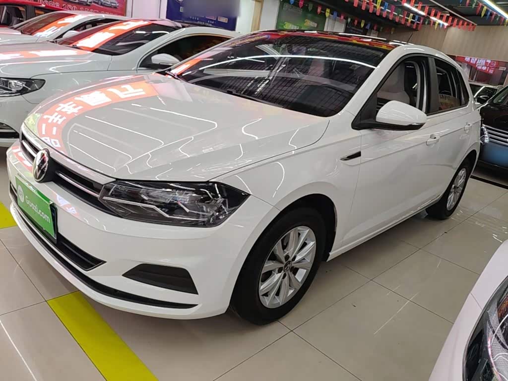 Volkswagen Polo 1.5 л 2022 г. Белый, пробег 28200 км