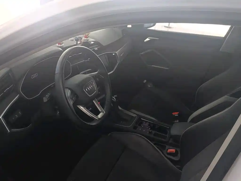 Audi Q3 — миниатюра 4