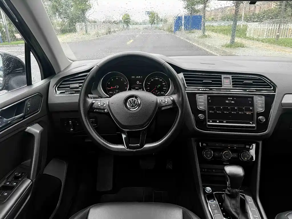 Volkswagen Tiguan L — миниатюра 5
