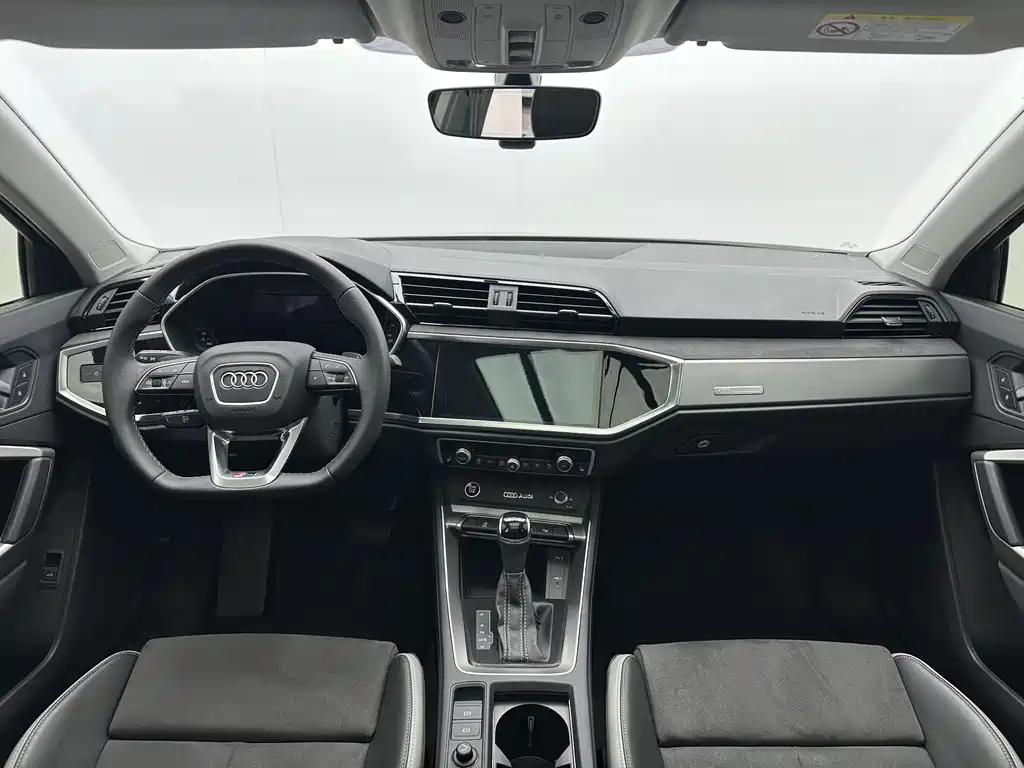 Audi Q3 2022 35 TFSI Fashion