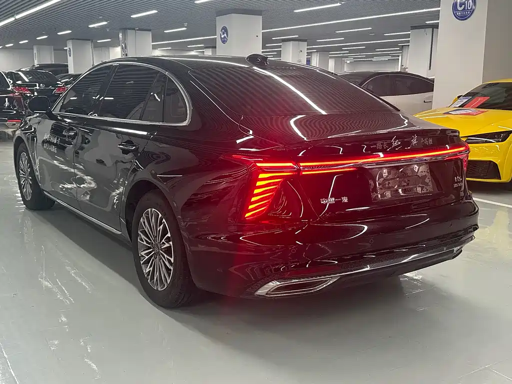 Hongqi Hongqi H5 — миниатюра 14