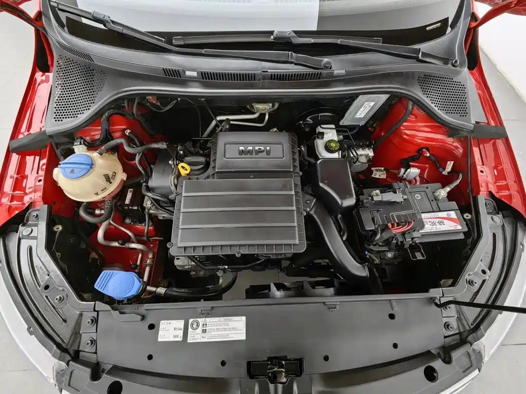 Skoda Rapid Spaceback — миниатюра 6