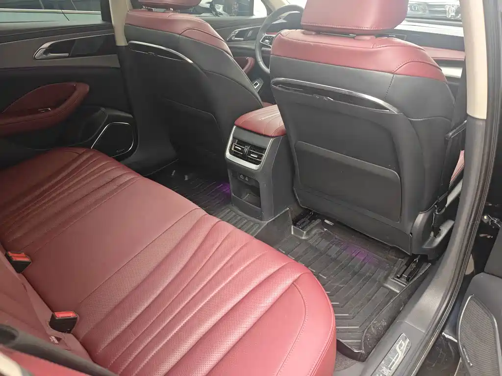 Hongqi Hongqi H5 — миниатюра 14