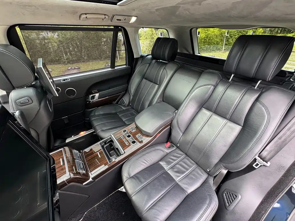 Land Rover Range Rover — миниатюра 21