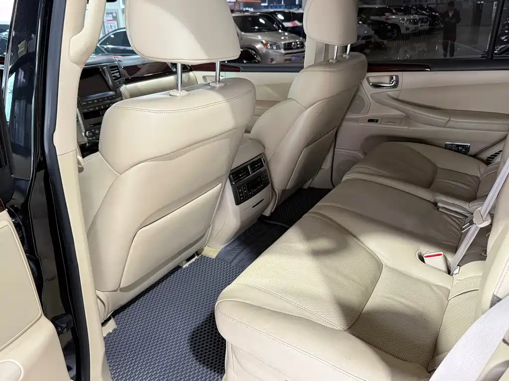 Lexus LX — фотографии объявления, Фото 12