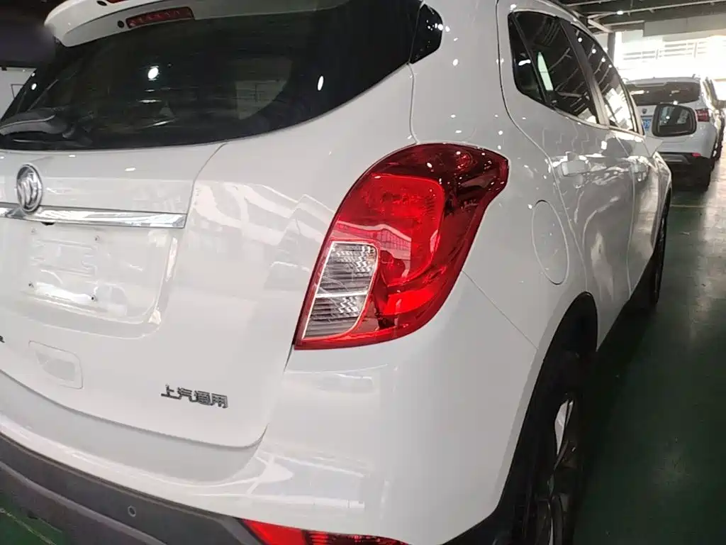 Buick Encore — миниатюра 8