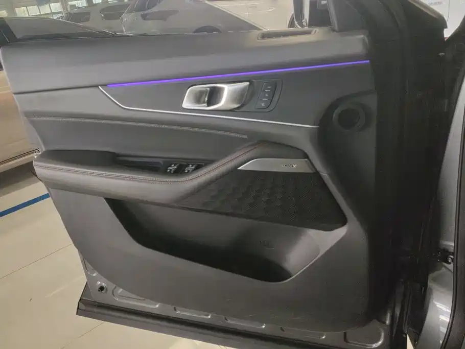 Changan UNI-K — миниатюра 7