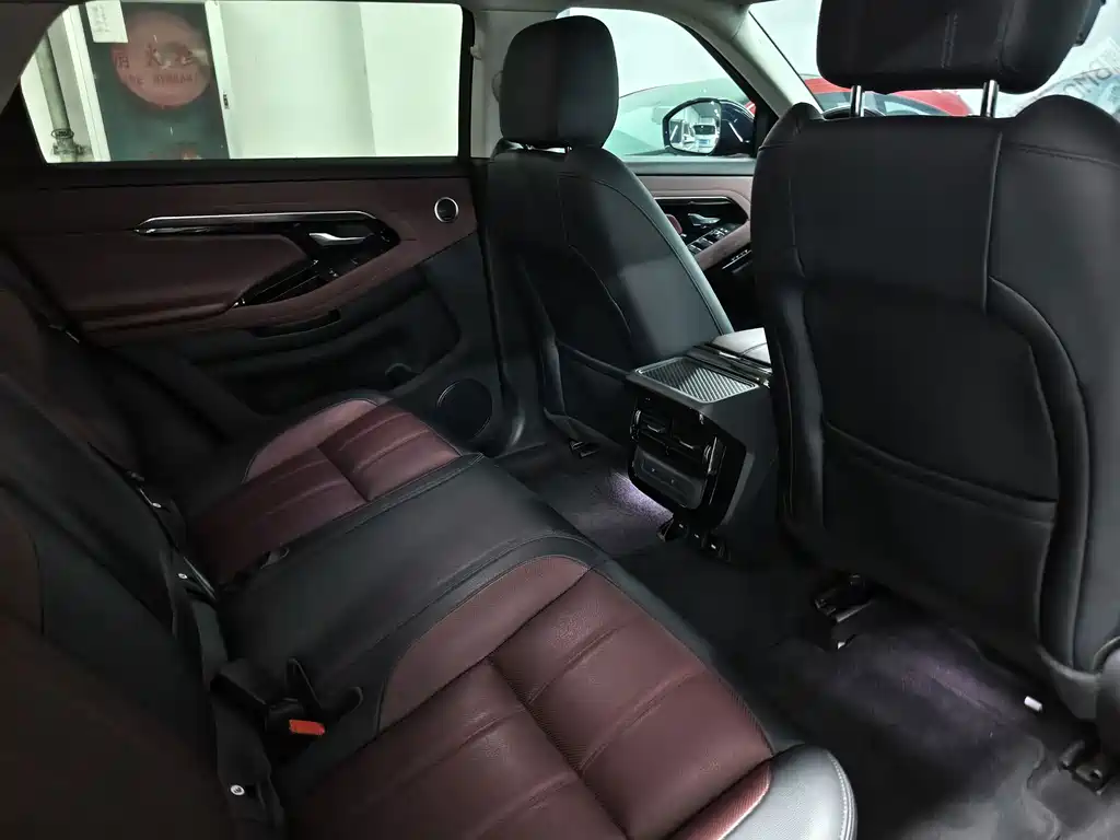 Land Rover Evoque — миниатюра 9