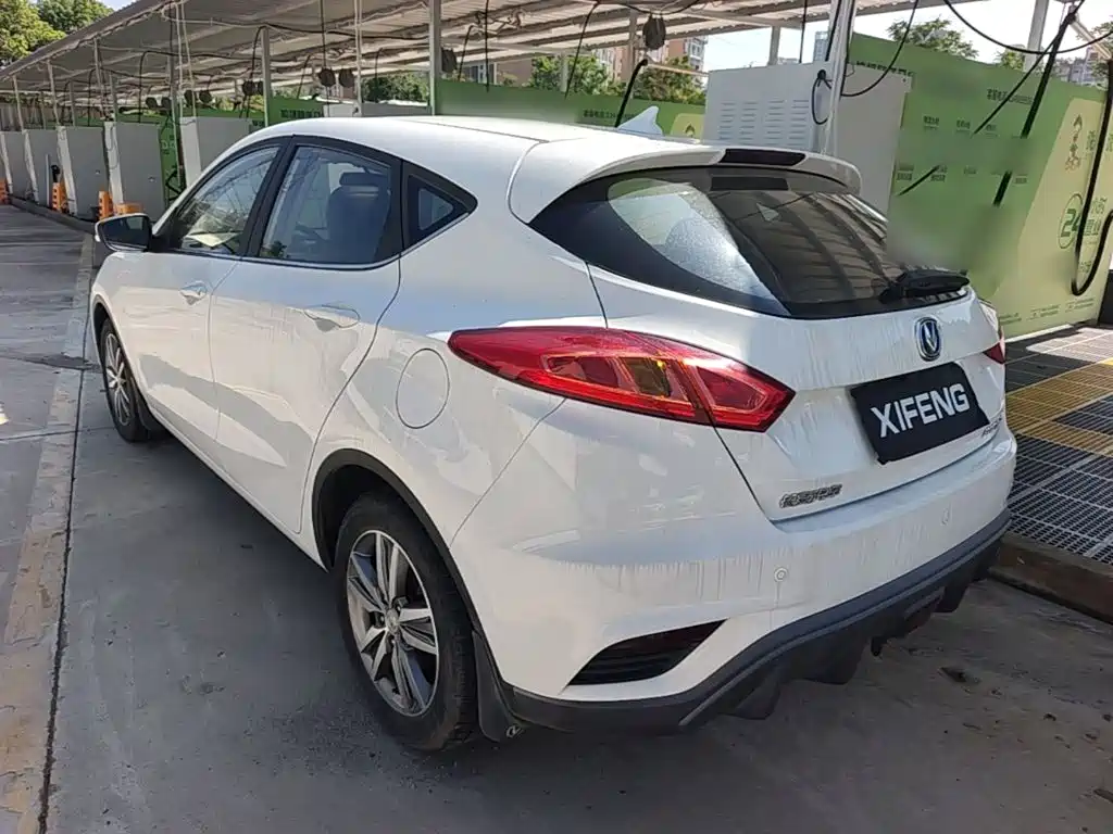 Changan Eado XT — миниатюра 5