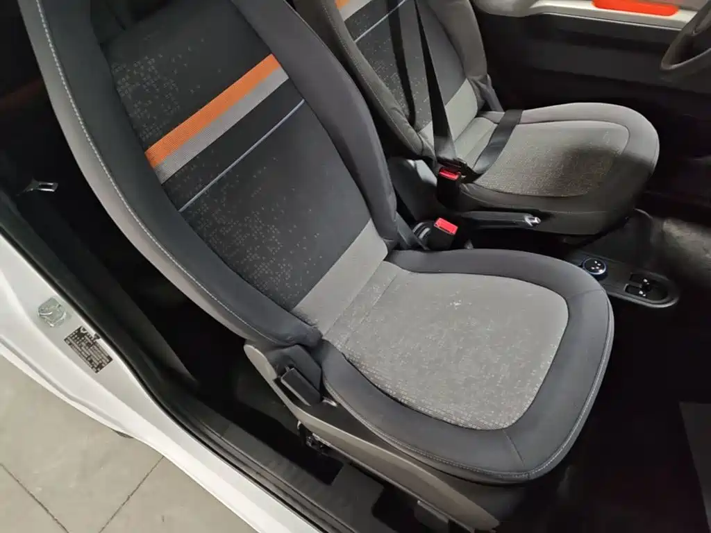 Wuling MINIEV — миниатюра 25