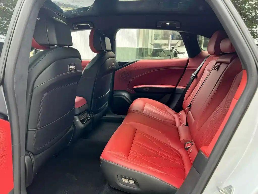 Zeekr 007GT — миниатюра 6