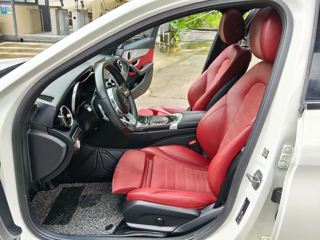 Mercedes-Benz C-Class — миниатюра 9