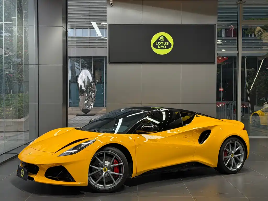 Купить Lotus Emira
