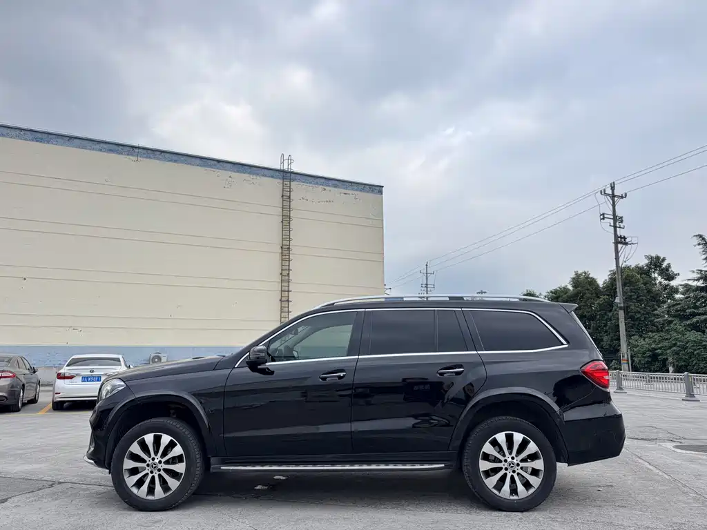 Mercedes-Benz GLS — миниатюра 4