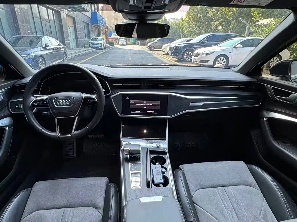 Audi A6L — миниатюра 9