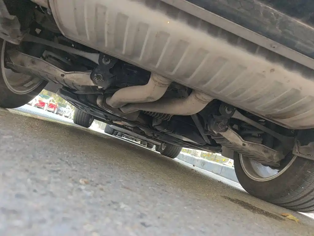 Porsche Cayenne — миниатюра 22