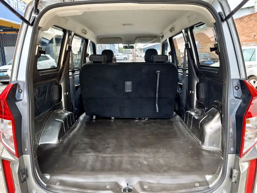 Wuling Hongguang PLUS — миниатюра 27