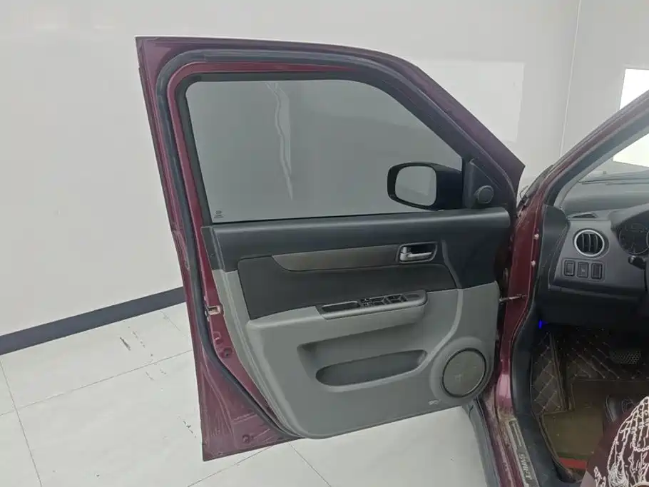 Suzuki Swift — миниатюра 7