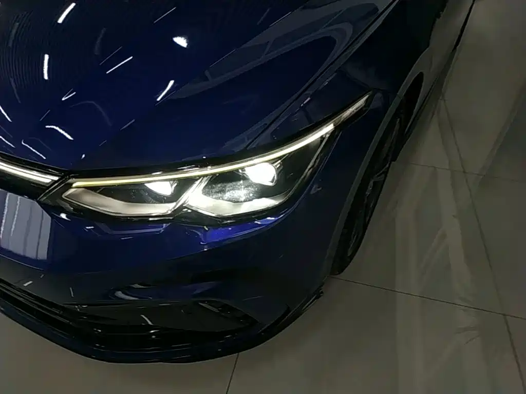 Volkswagen Golf — миниатюра 24