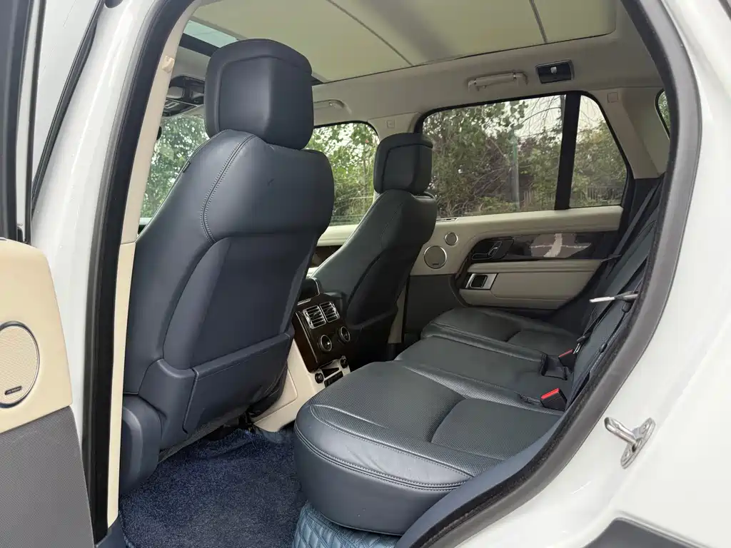 Land Rover Range Rover — миниатюра 12