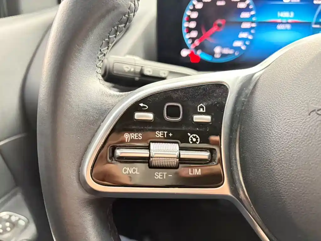 Mercedes-Benz B-Class — миниатюра 14