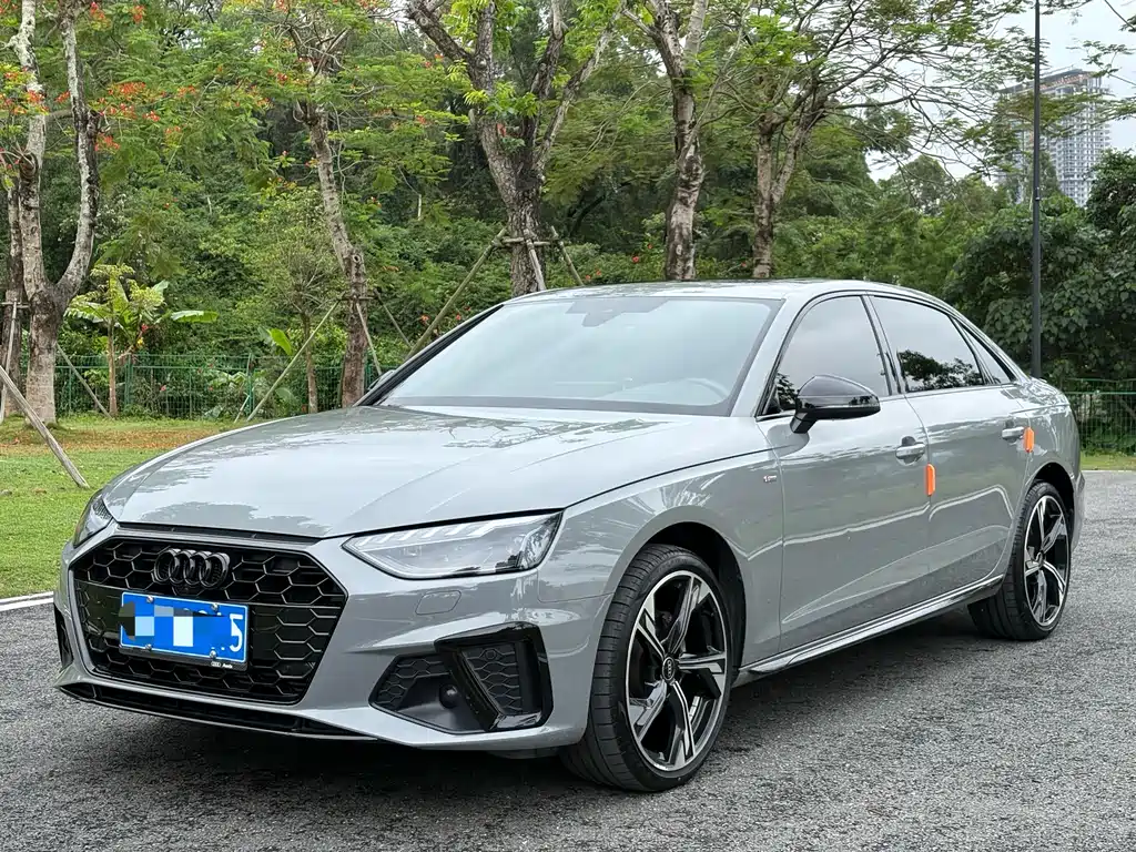 Audi A4L 2025