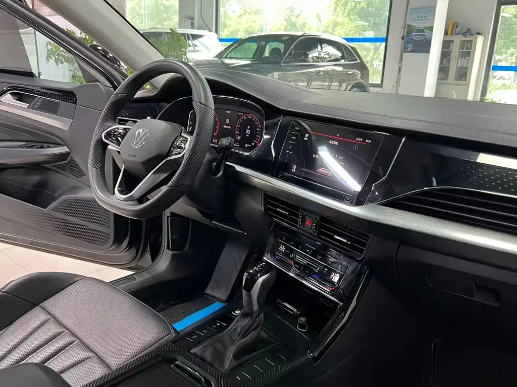 Volkswagen Passat — миниатюра 13