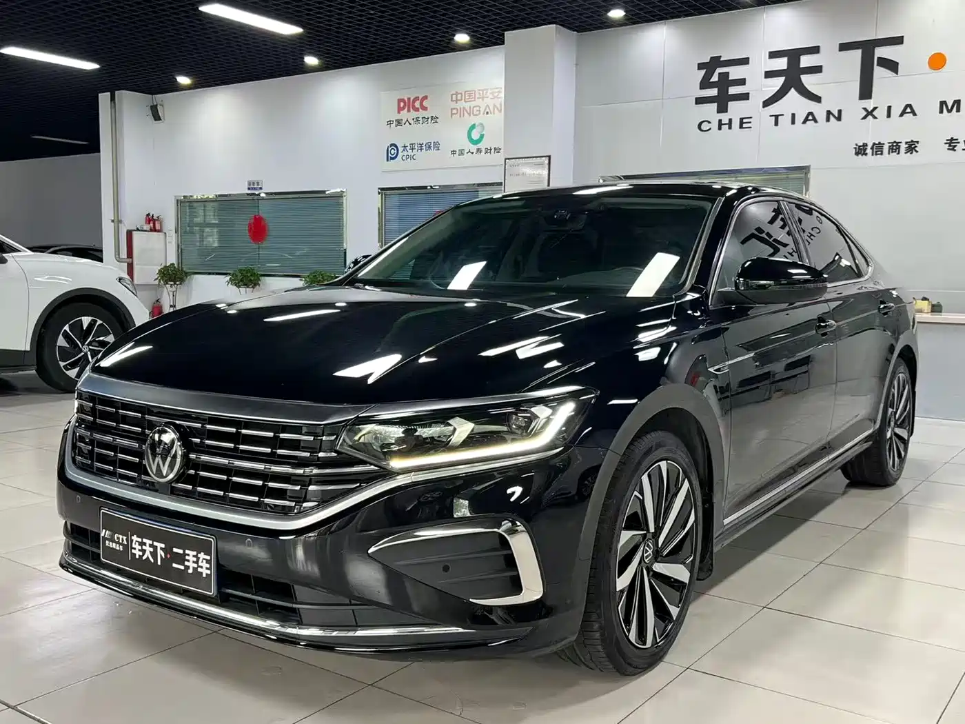 帕萨特 2024款 380TSI 精英版 2024