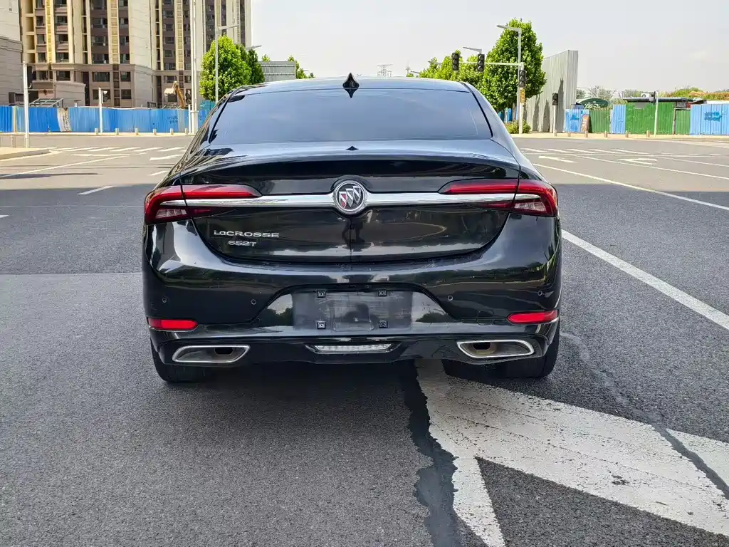 Buick LaCrosse 2021 652T Luxury