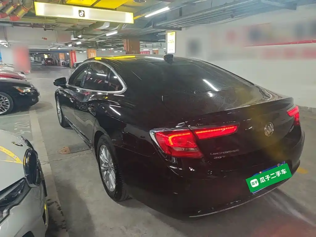 Buick LaCrosse — миниатюра 5