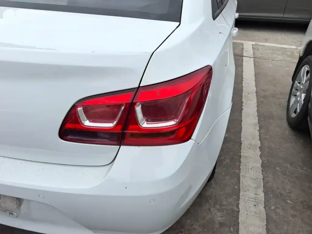 Chevrolet Cruze — миниатюра 8