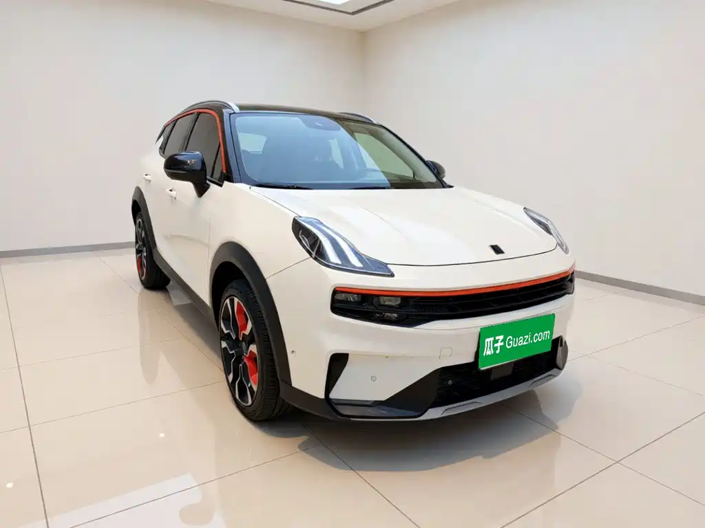 Lynk & Co 06 — миниатюра 3