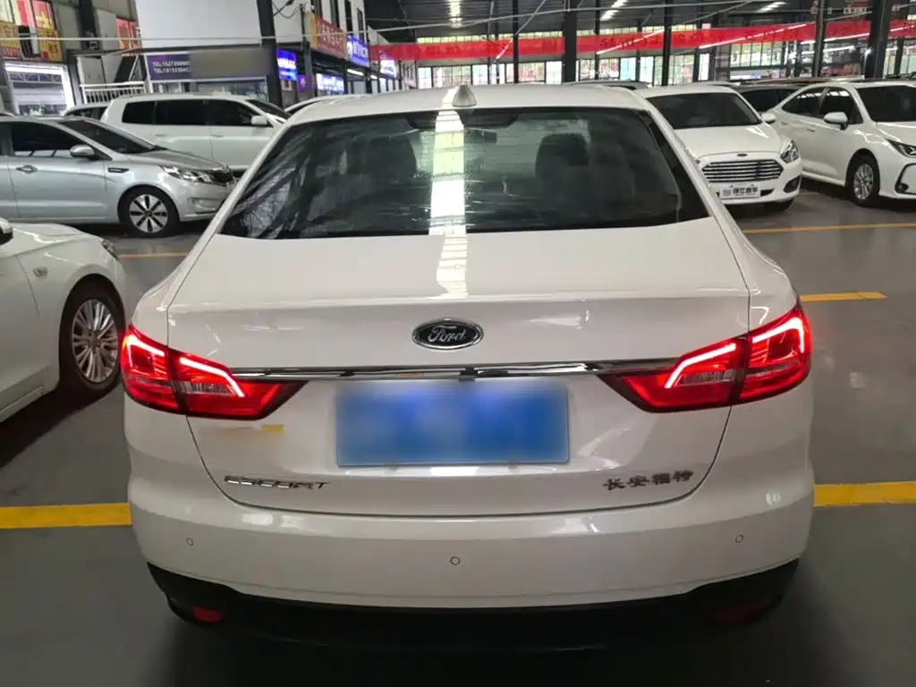 Ford Escort — миниатюра 6