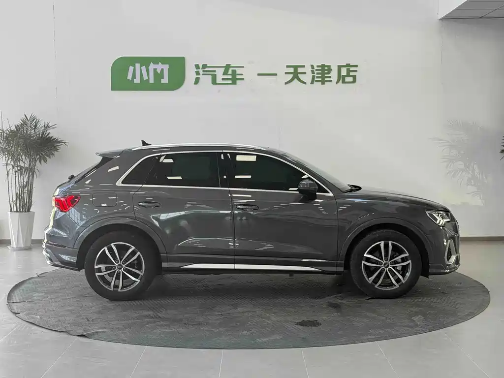 Audi Q3 — миниатюра 5