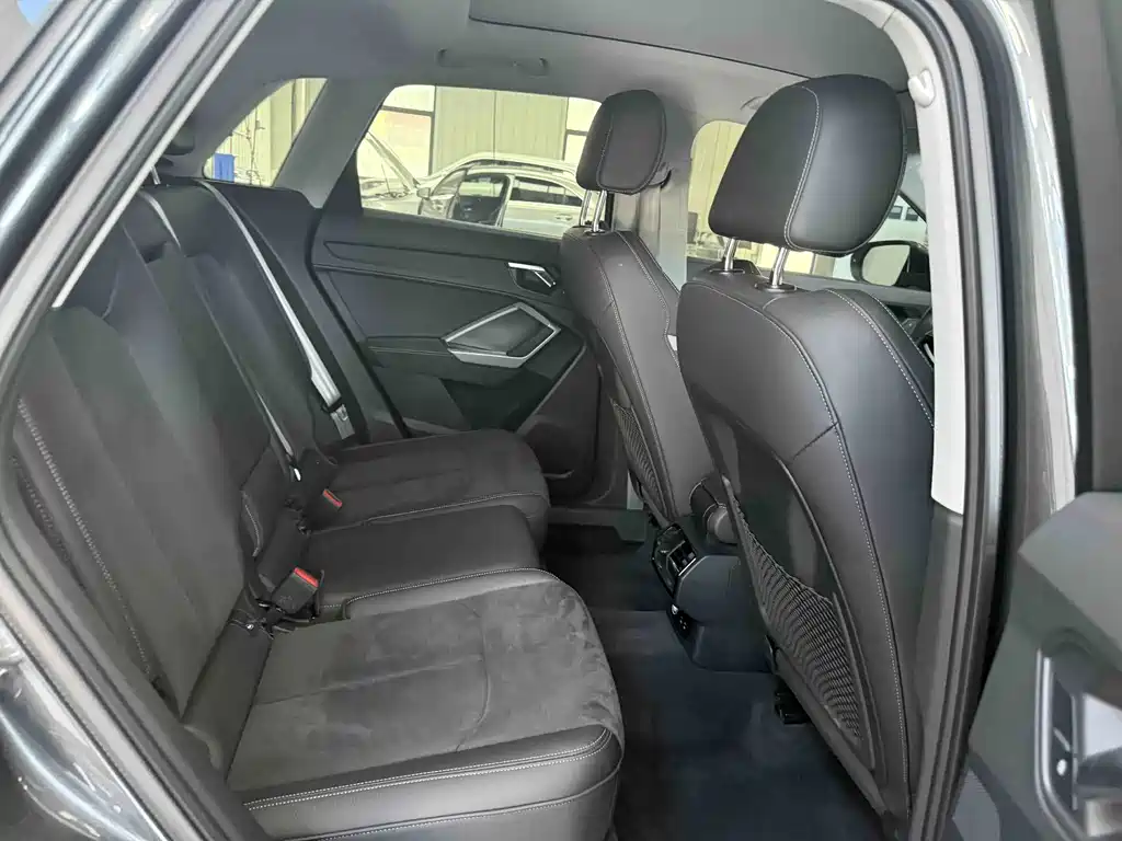 Audi Q3 — миниатюра 18