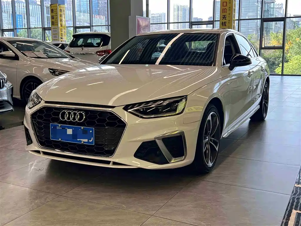 Купить Audi A4L