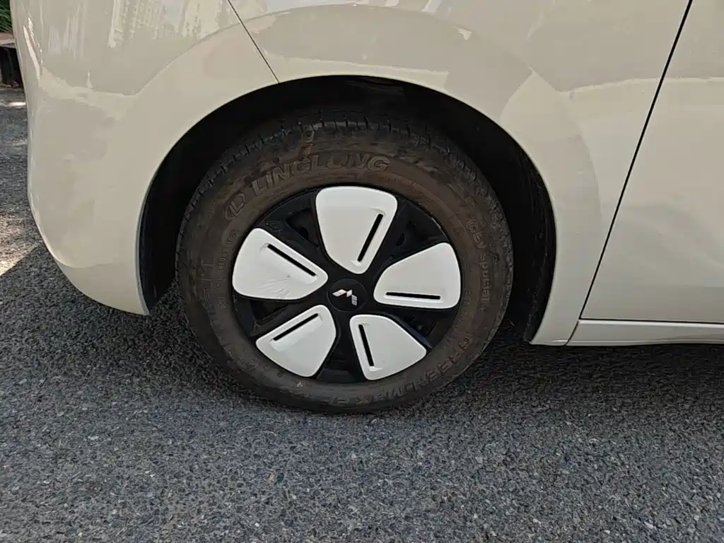 Wuling MINIEV — миниатюра 23