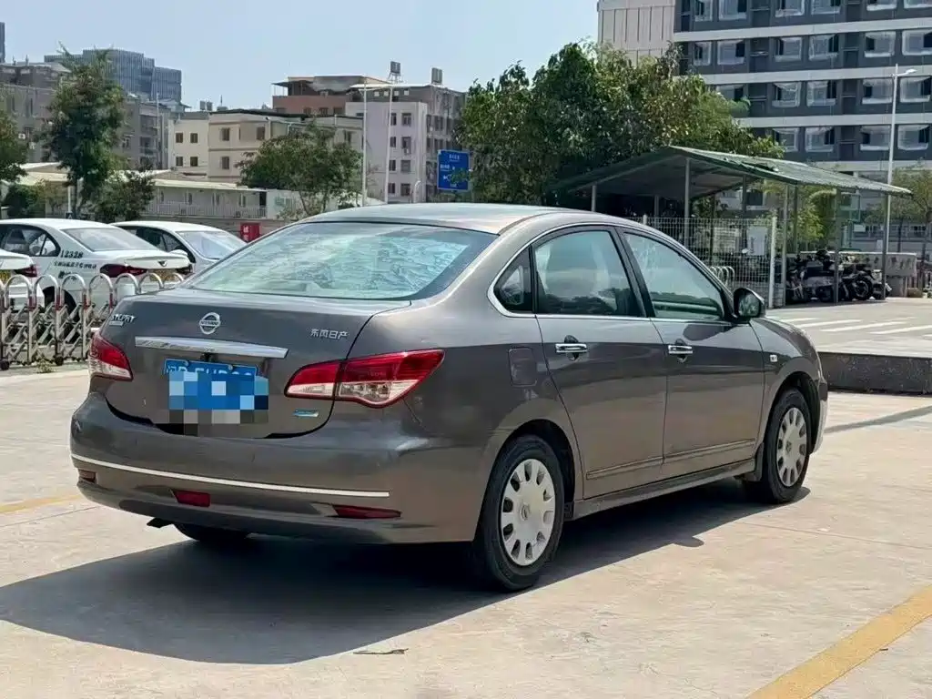 Nissan Sylphy — миниатюра 5