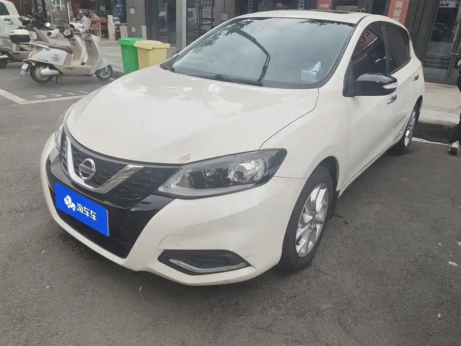 Nissan Tiida 2022