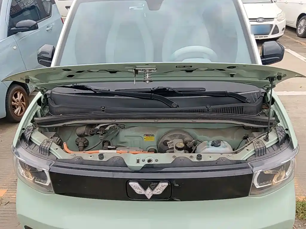 Wuling MINIEV — миниатюра 20