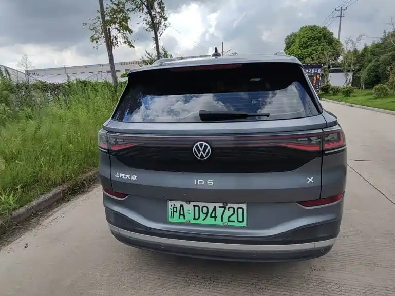 Volkswagen ID.6 X — миниатюра 4