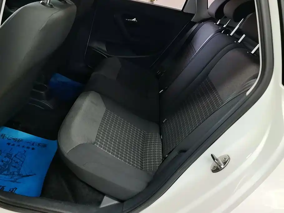 Volkswagen Polo — миниатюра 11